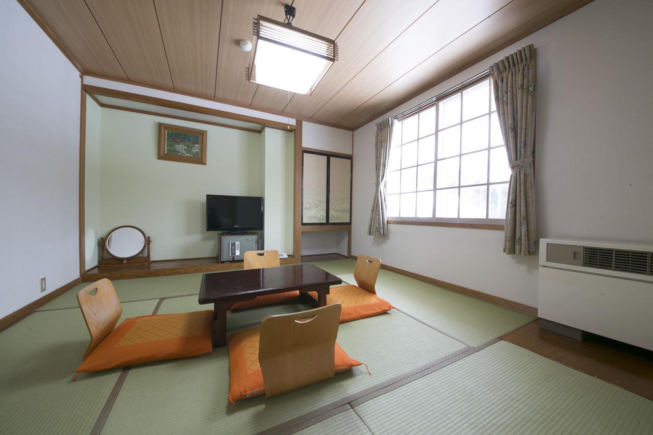 Rosenheim Hakuba Hotel Exterior photo